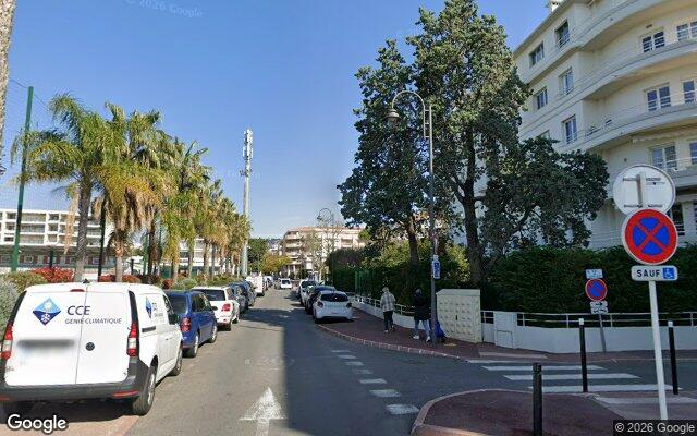 Façade : 2 -4 R du Golfe Juan 6400 Cannes, Cannes