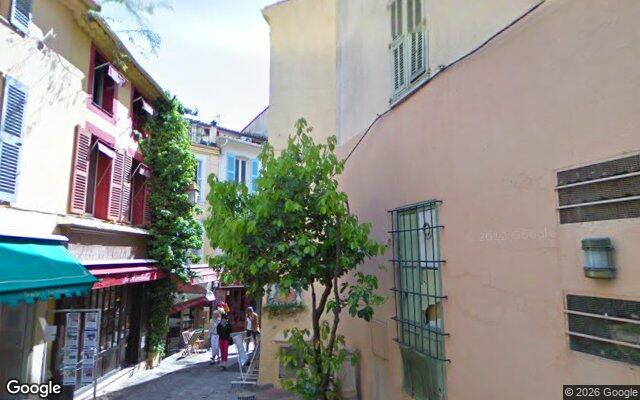 Façade : 2 rue Panisse 6400 Cannes, Cannes