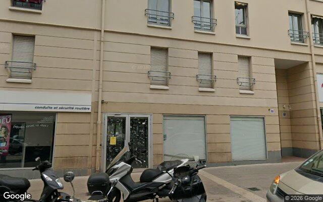 Façade : 81 boulevard de la République 6400 Cannes, Cannes