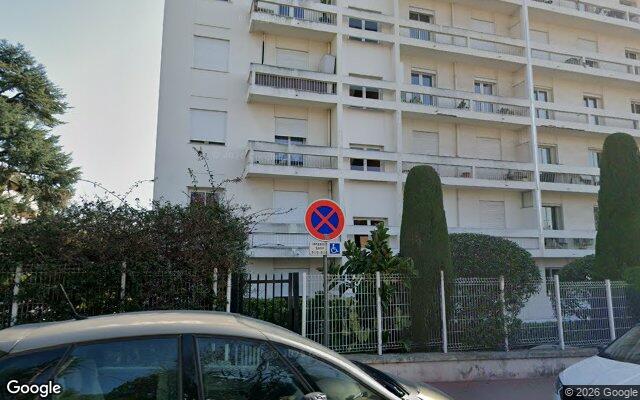 Façade : 18 avenue de Vallauris 6400 Cannes, Cannes