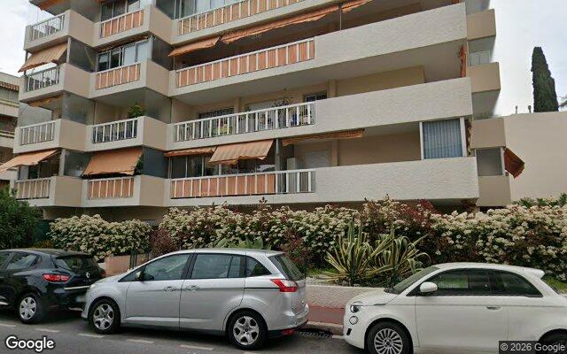 Façade : 12 avenue du Camp Long 6400 Cannes, Cannes
